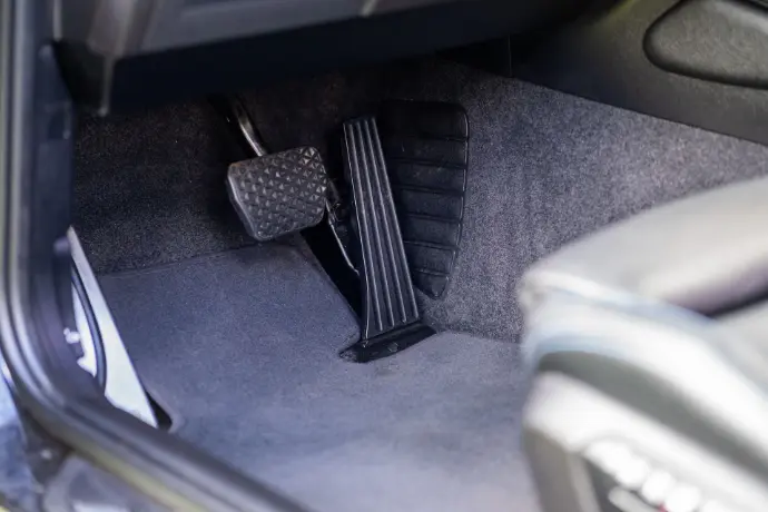 Nettoyage moquette voiture